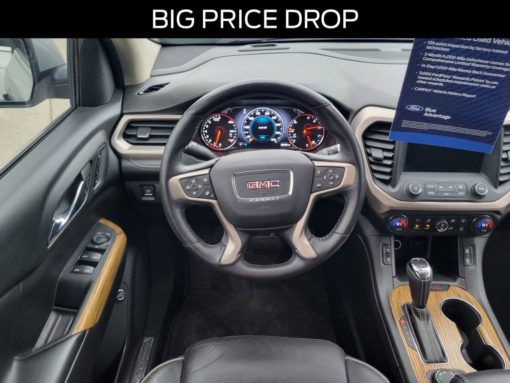 Used 2017 GMC Acadia Denali w/ Technology Package FWD image 9