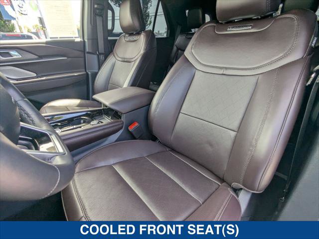 Certified 2025 Ford Explorer Platinum RWD image 19