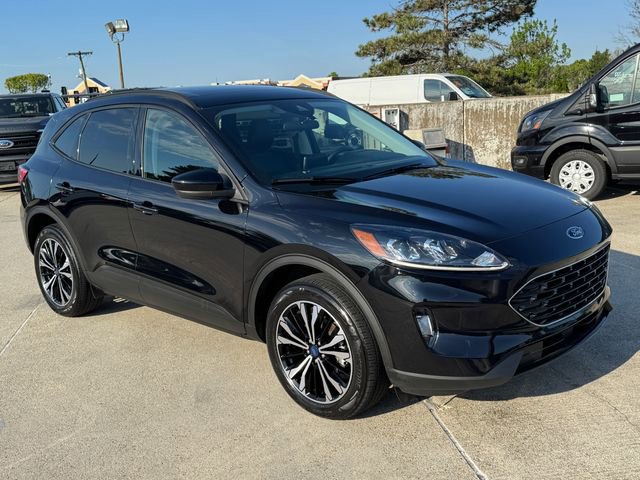 Certified 2022 Ford Escape SEL w/ SEL Stealth AWD Package image 8