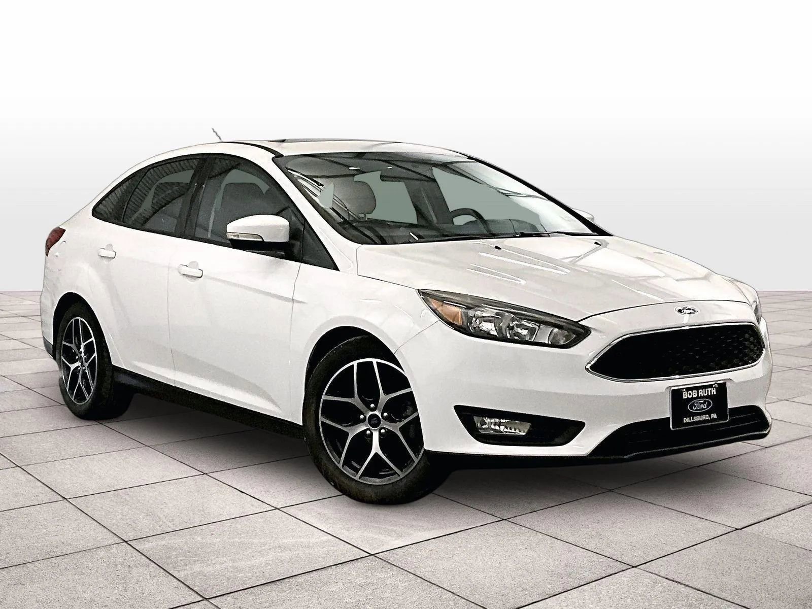Certified 2018 Ford Focus SEL FWD image 2