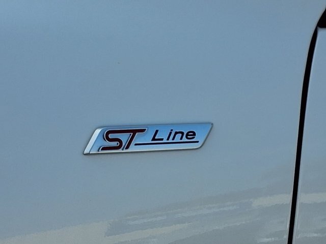 Certified 2024 Ford Escape ST-Line w/ Tech Pack #1 AWD/4WD image 4