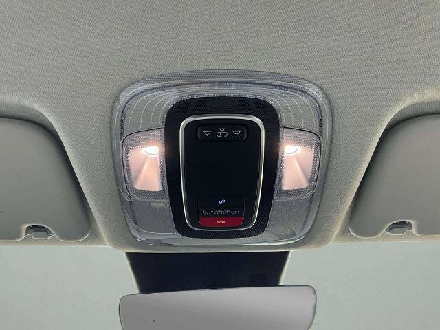 Used 2025 Hyundai Kona SEL AWD/4WD image 28