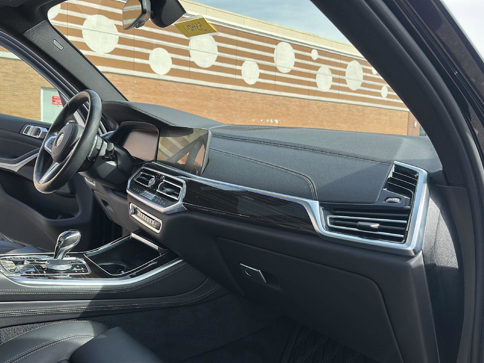 Used 2020 BMW X5 xDrive40i w/ M Sport Package image 37