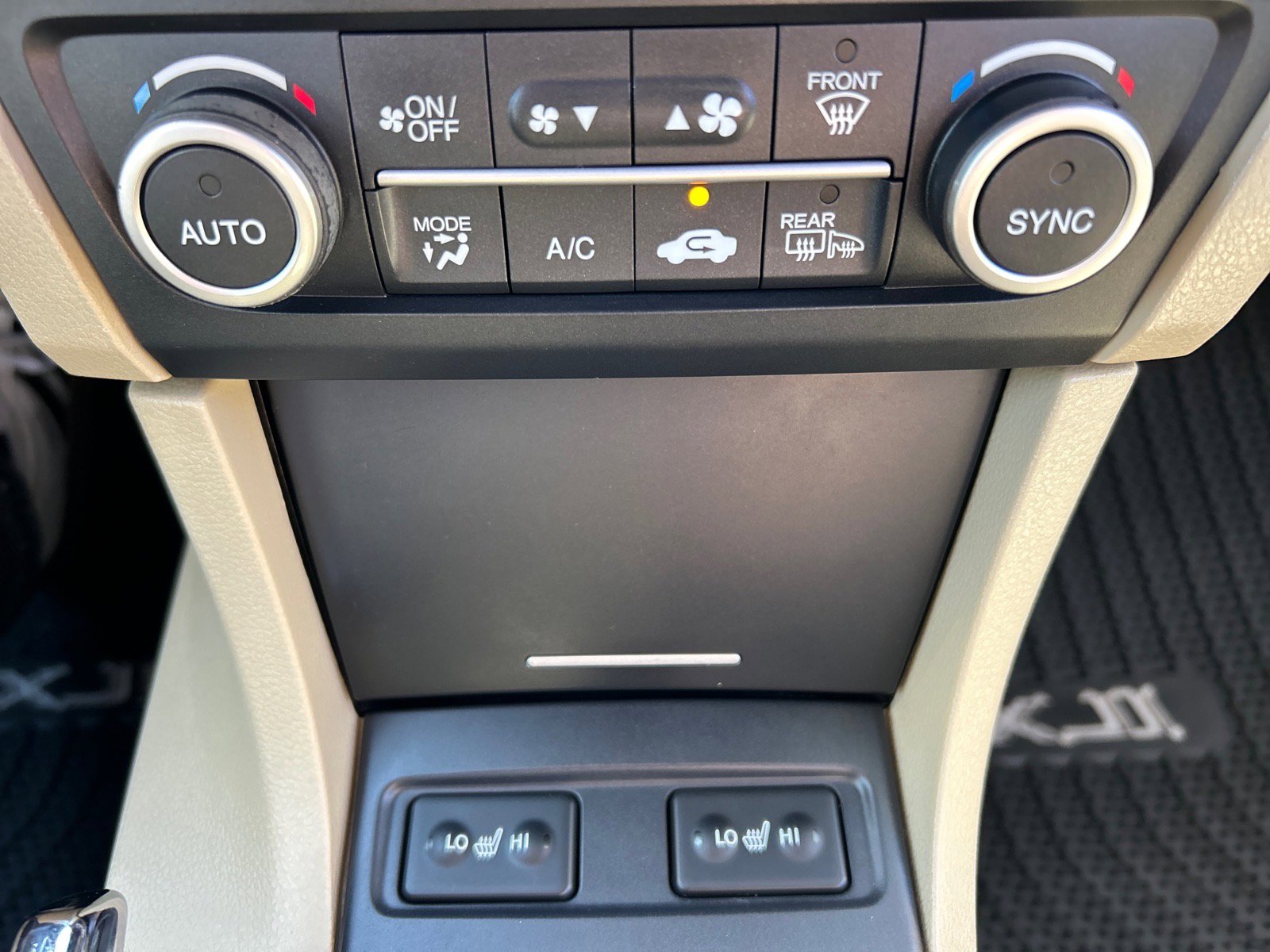 Used 2018 Acura ILX w/ Premium Package image 29