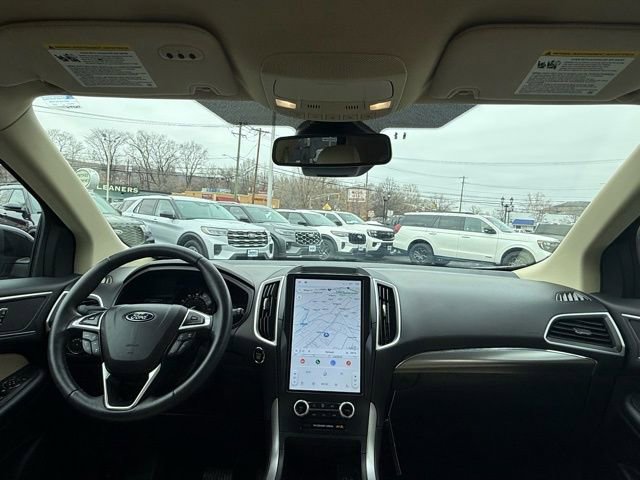 Certified 2022 Ford Edge SEL w/ Convenience Package image 3