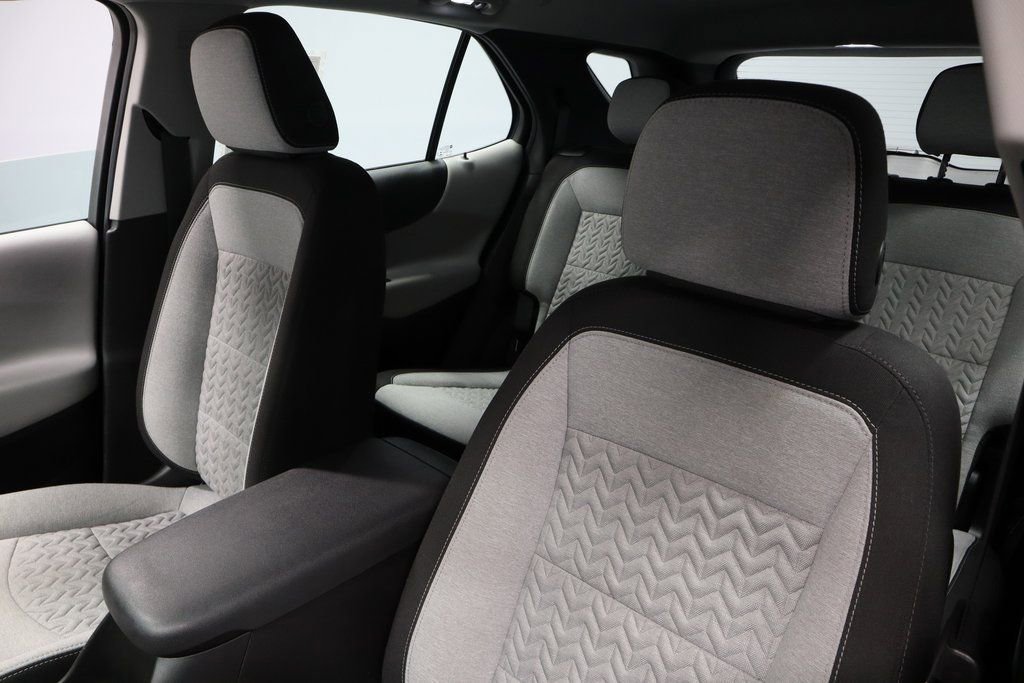 Used 2022 Chevrolet Equinox LS FWD image 23
