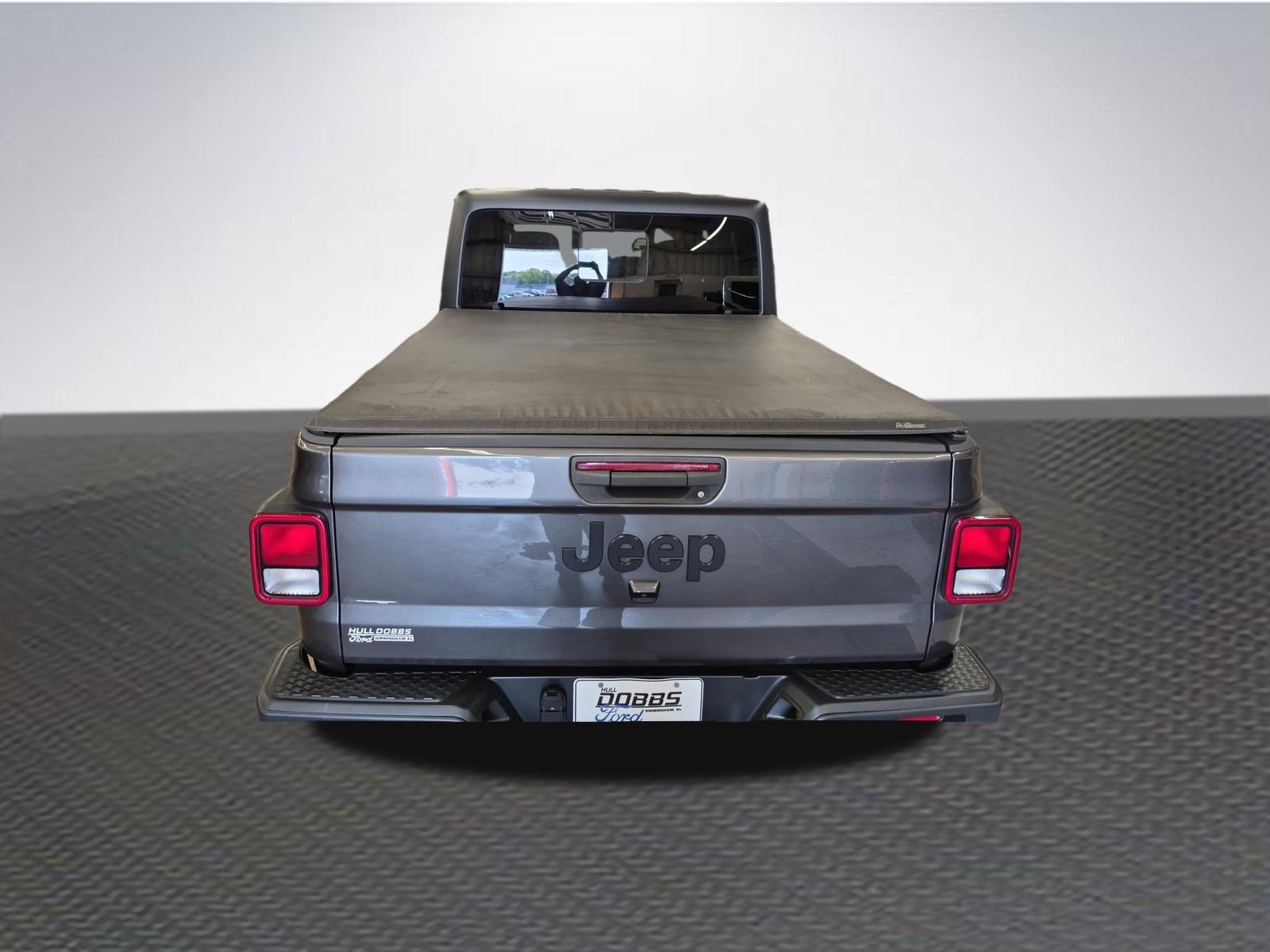 Used 2022 Jeep Gladiator Sport AWD/4WD image 7