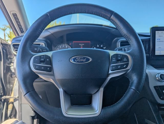 Certified 2024 Ford Explorer XLT w/ Equipment Group 202A RWD image 38