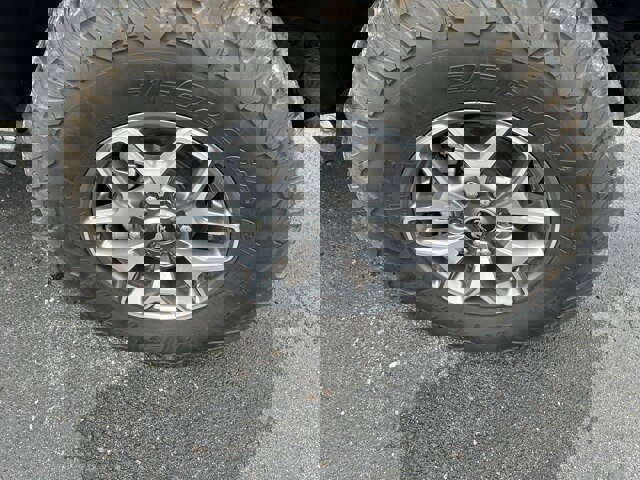 Certified 2024 Ford Bronco Badlands image 10