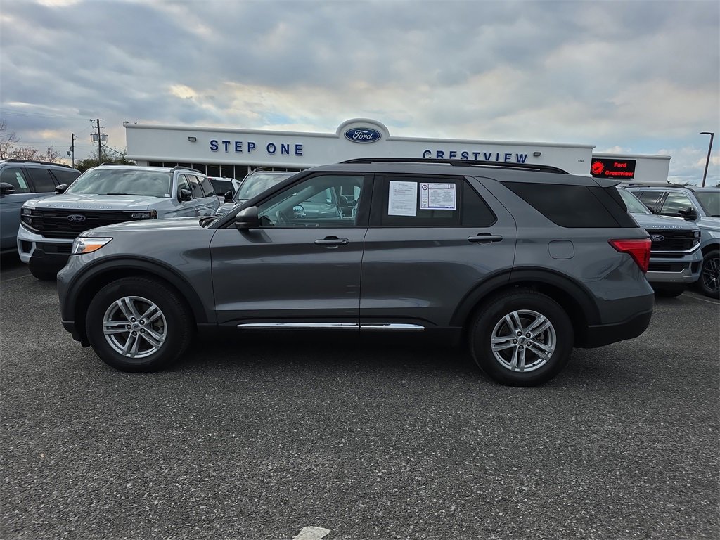 Certified 2024 Ford Explorer XLT image 8