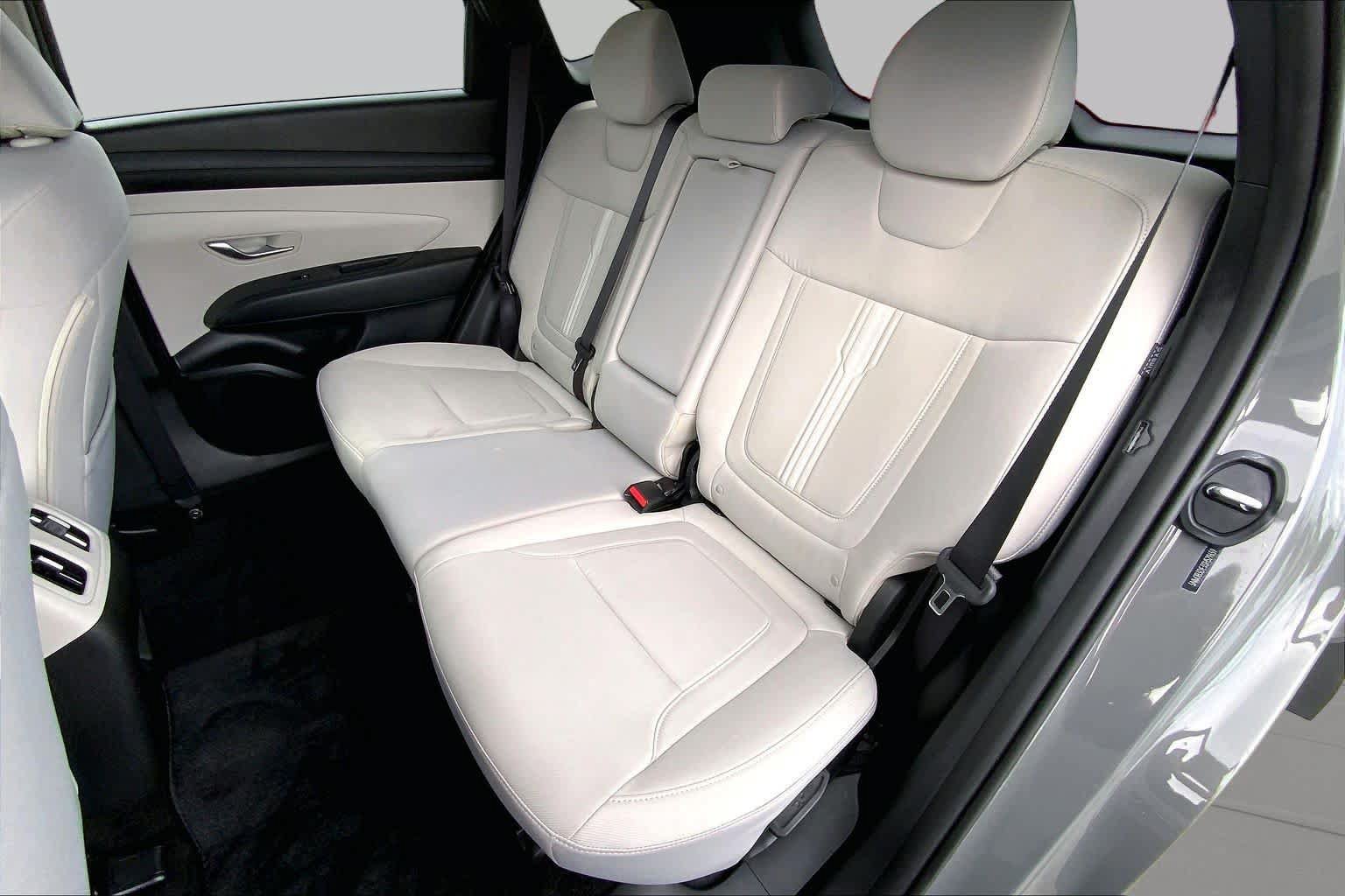Used 2025 Hyundai Tucson SEL FWD image 21