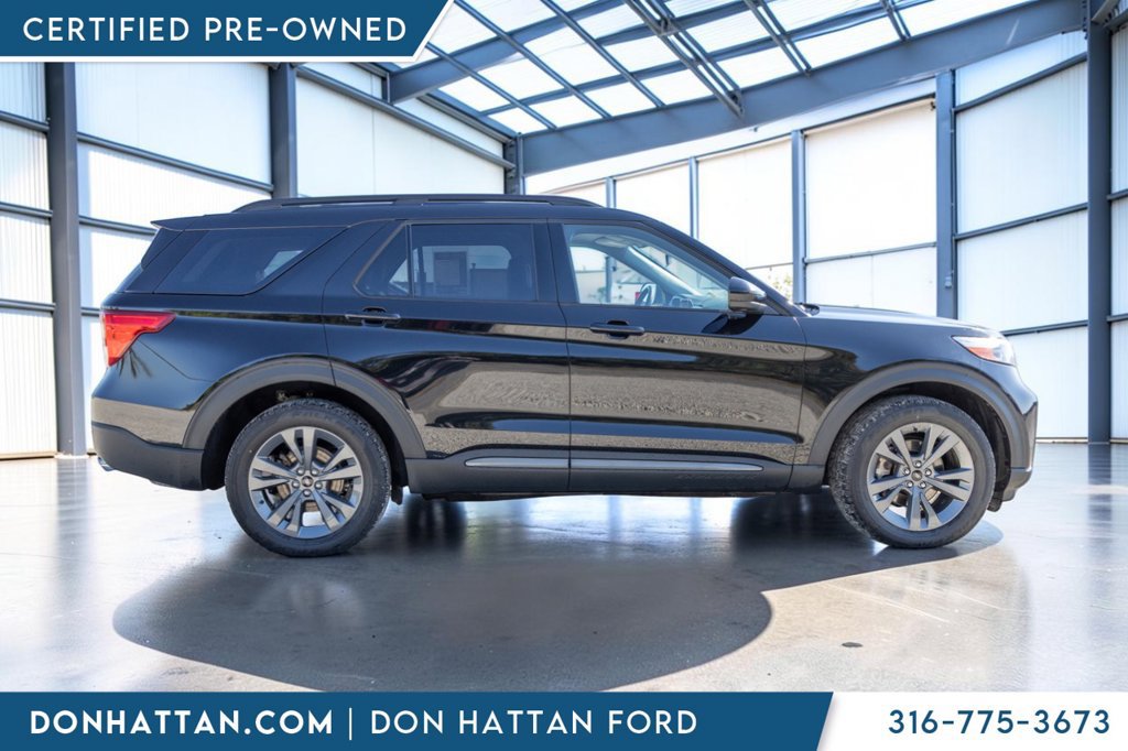 Certified 2023 Ford Explorer XLT w/ Equipment Group 202A AWD/4WD image 31
