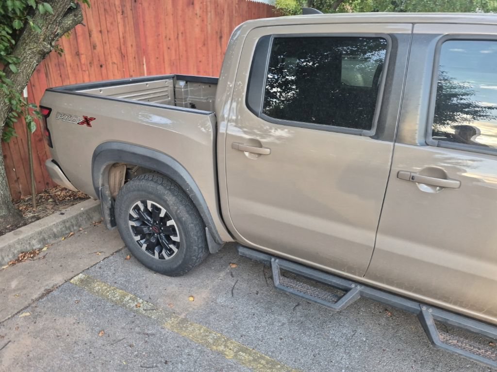 Used 2024 Nissan Frontier Pro-X RWD image 18