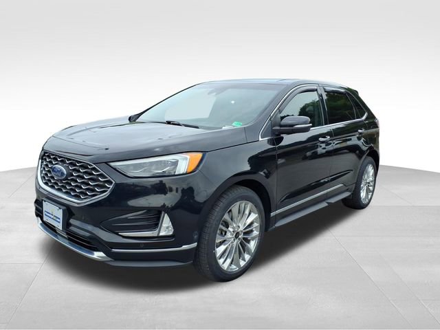 Certified 2020 Ford Edge Titanium w/ Equipment Group 301A AWD/4WD image 2