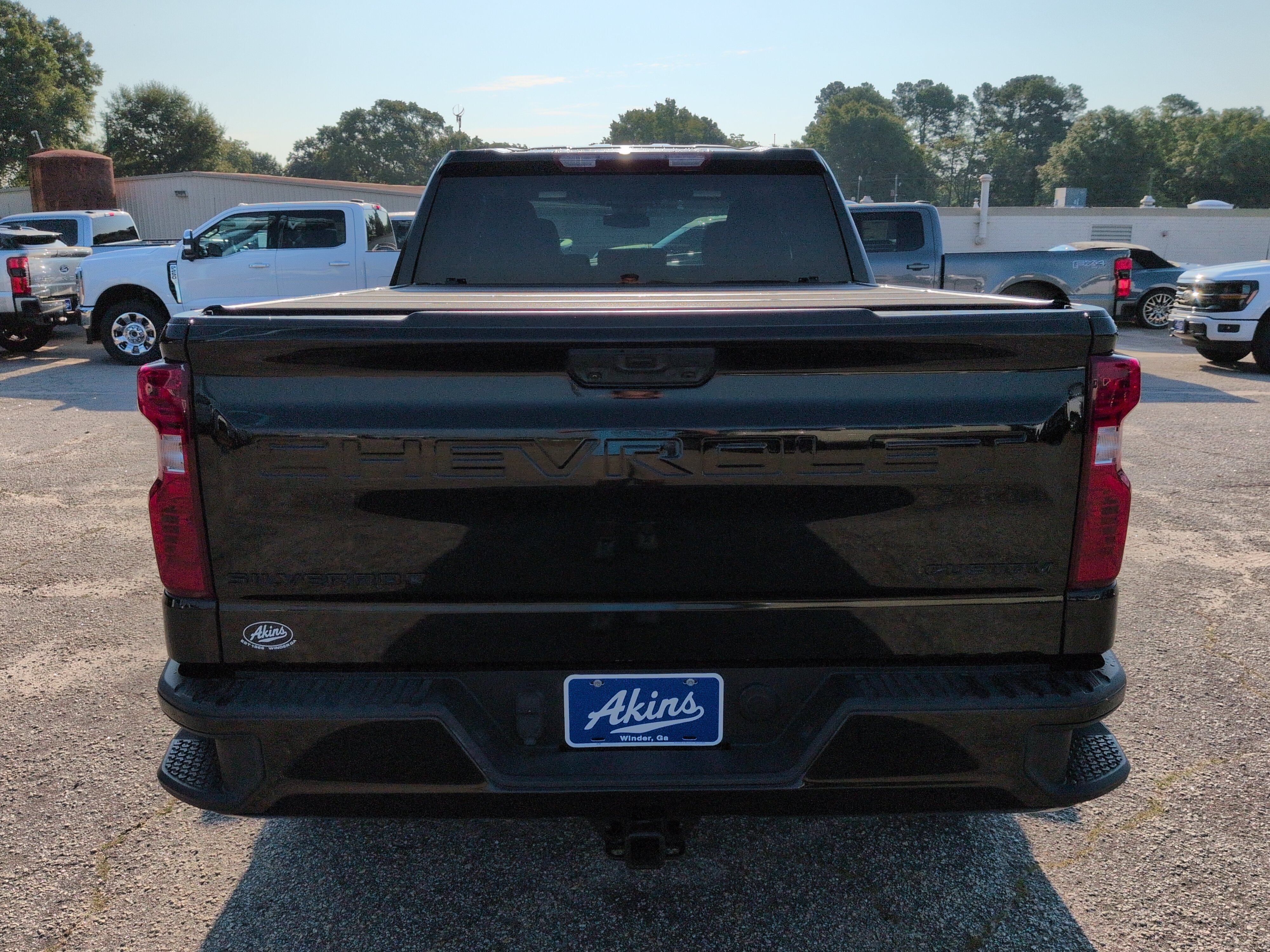 Used 2023 Chevrolet Silverado 1500 Custom w/ LPO, Dark Essentials Package RWD image 4
