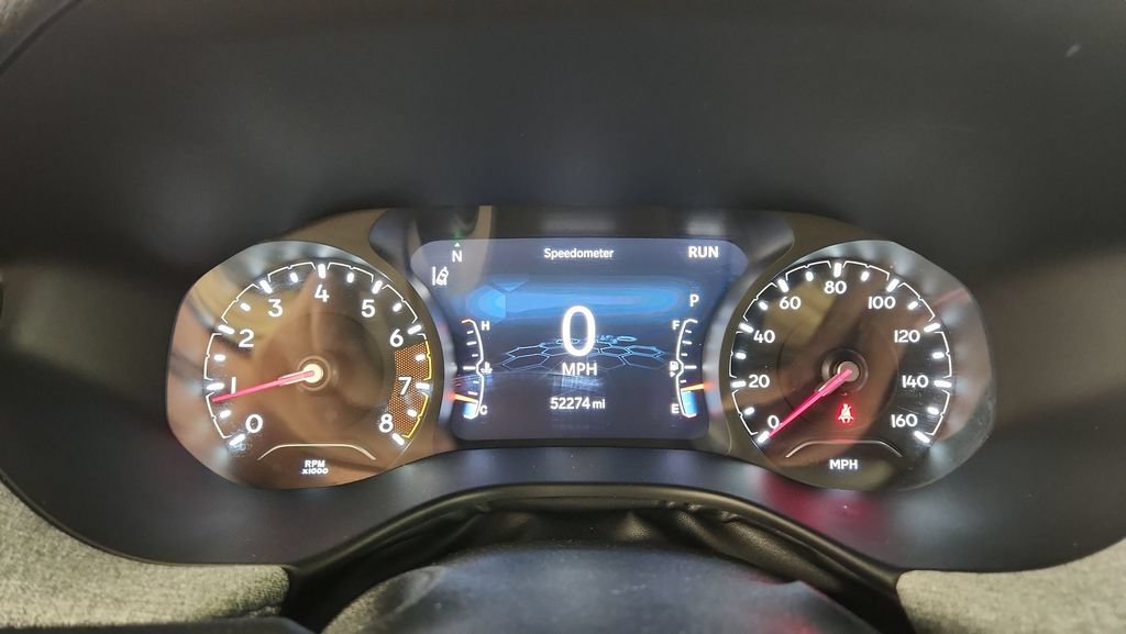 Used 2024 Jeep Compass Latitude AWD/4WD image 11