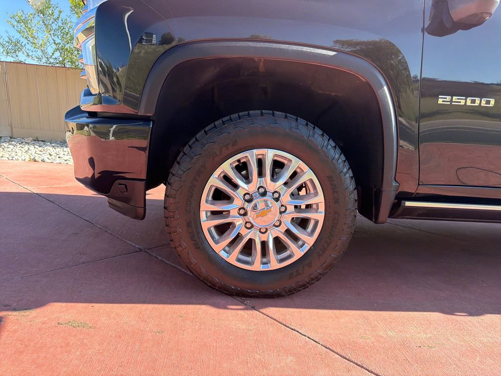 Used 2022 Chevrolet Silverado 2500 High Country w/ Technology Package AWD/4WD image 41