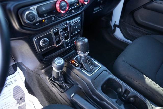 Used 2022 Jeep Gladiator Overland w/ Auxiliary Switch Group image 21