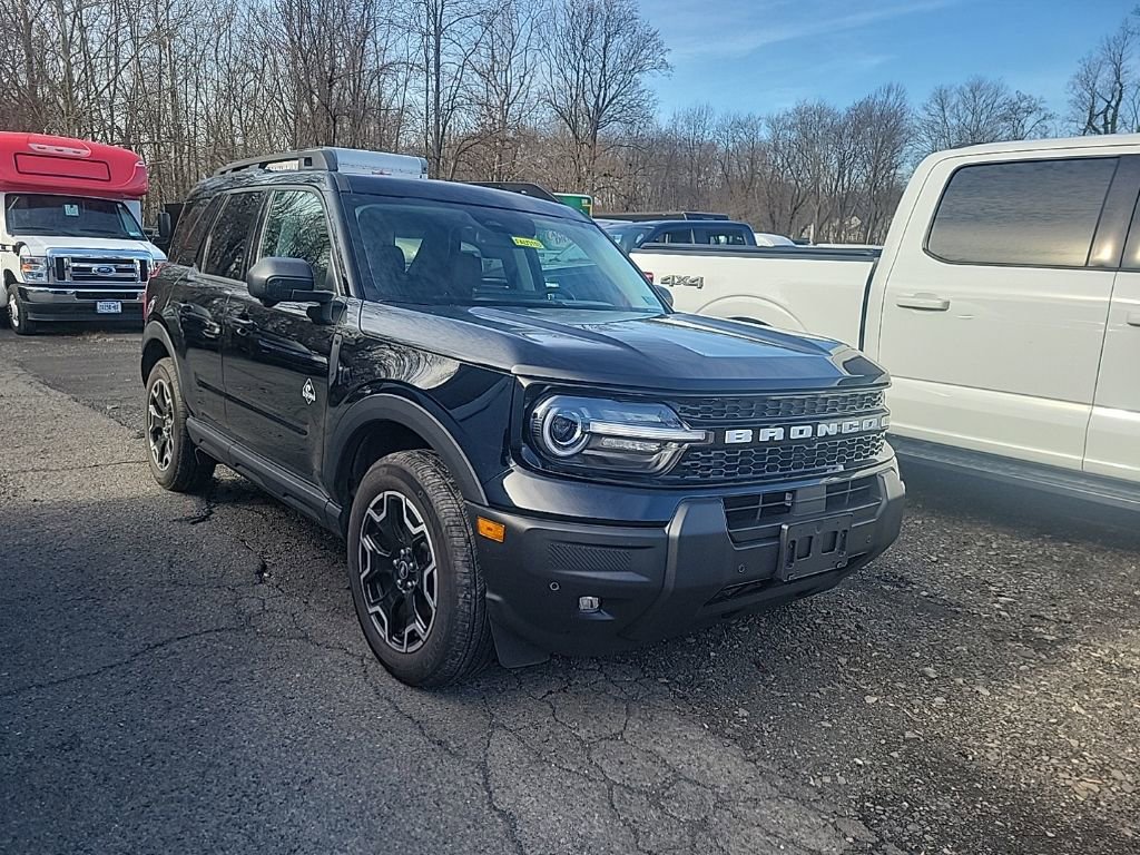 Certified 2025 Ford Bronco Sport Outer Banks w/ Outer Banks Tech Package+ image 2