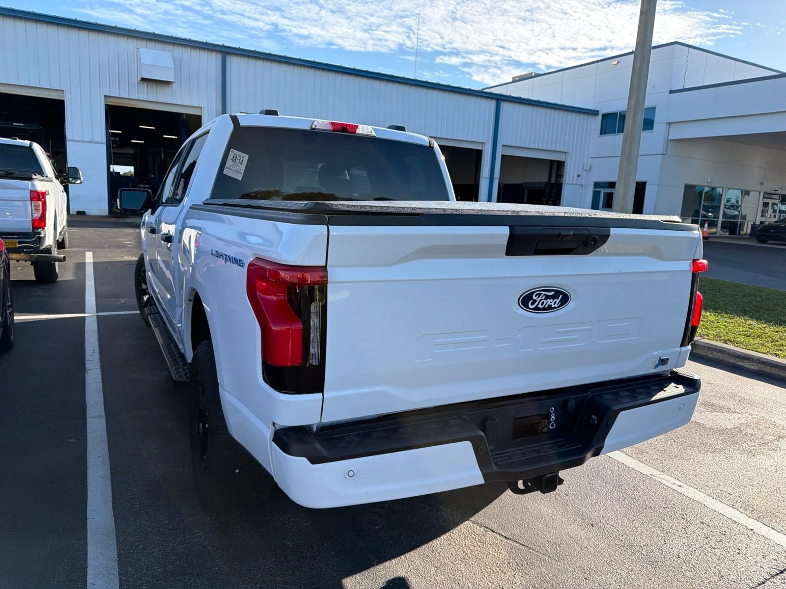 Certified 2025 Ford F150 Lightning XLT AWD/4WD image 7