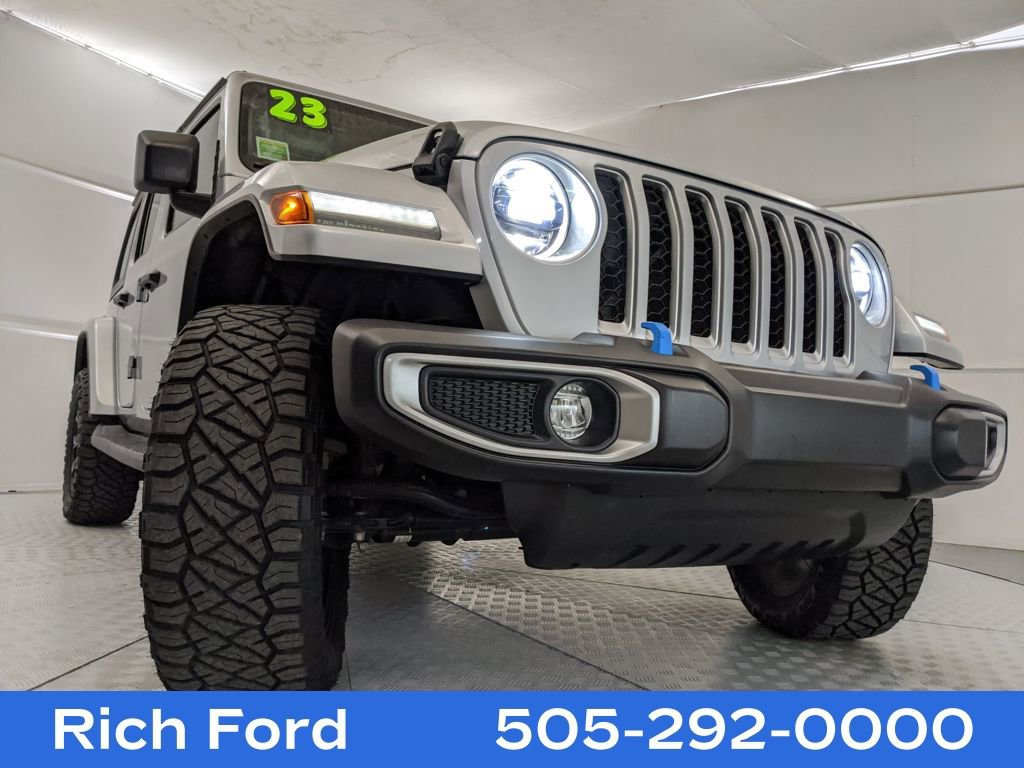 Used 2023 Jeep Wrangler Unlimited Sahara image 30