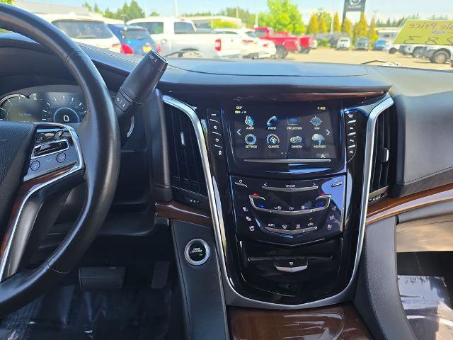 Used 2019 Cadillac Escalade ESV Premium Luxury AWD/4WD image 26