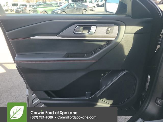 Certified 2025 Ford Explorer ST-Line image 24