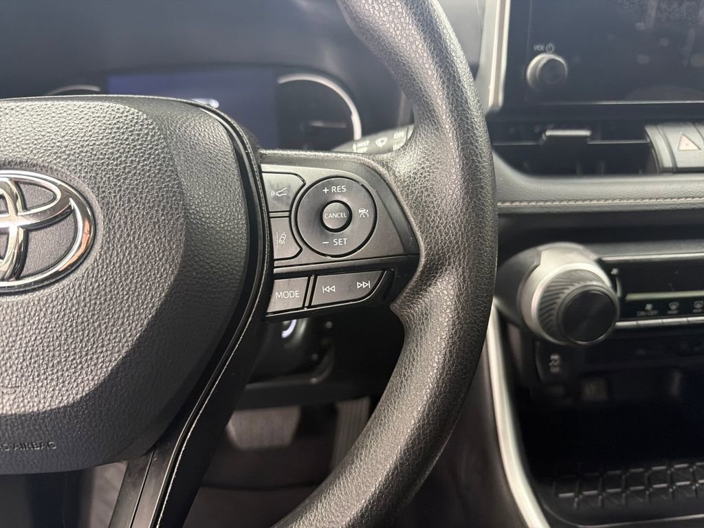 Used 2024 Toyota RAV4 LE image 20