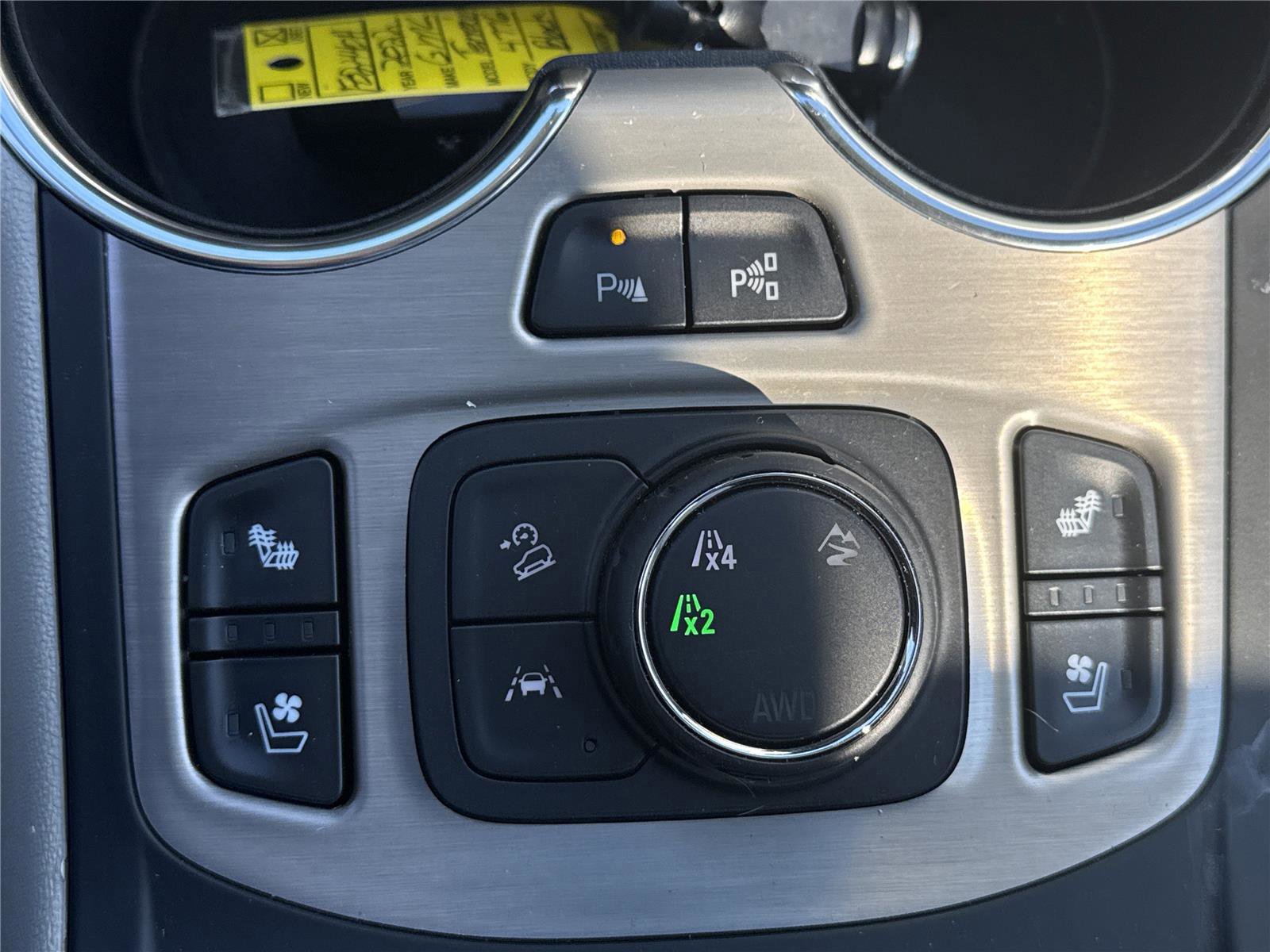 Used 2022 GMC Terrain Denali w/ Black Diamond Edition image 16