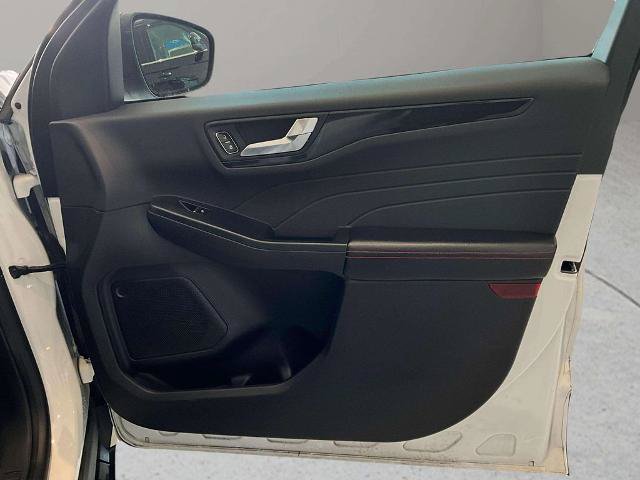 Certified 2023 Ford Escape ST-Line AWD/4WD image 21