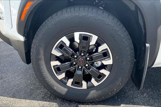Used 2024 Nissan Frontier Pro-X RWD image 9