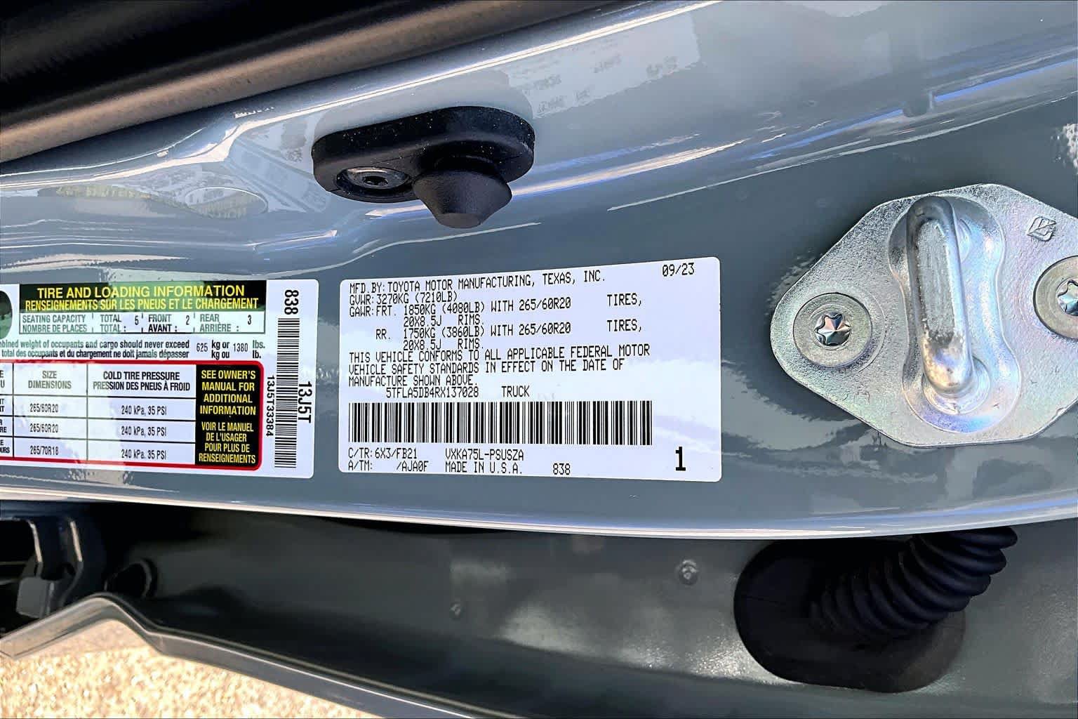 Used 2024 Toyota Tundra SR5 AWD/4WD image 37