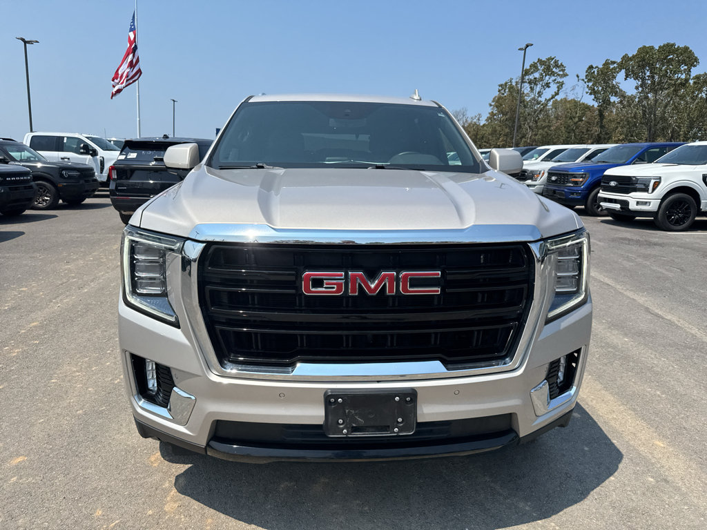 Used 2023 GMC Yukon SLE AWD/4WD image 2