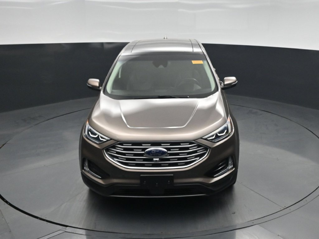 Certified 2019 Ford Edge Titanium w/ Equipment Group 301A FWD image 40