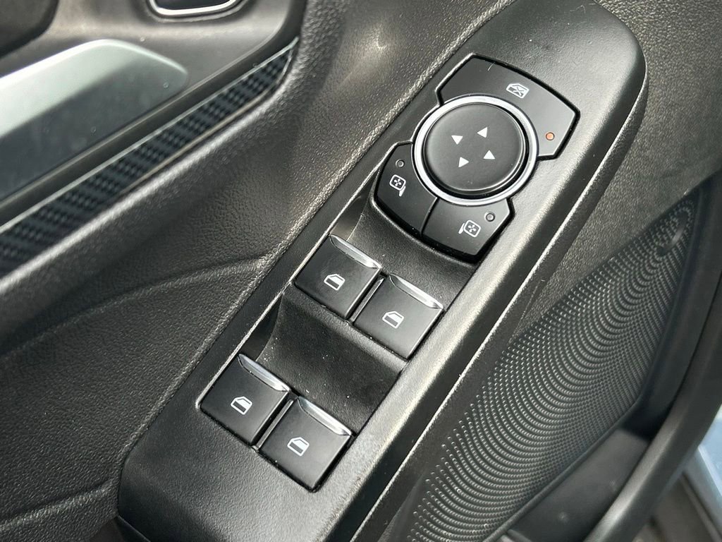 Certified 2025 Ford Escape ST-Line FWD image 18