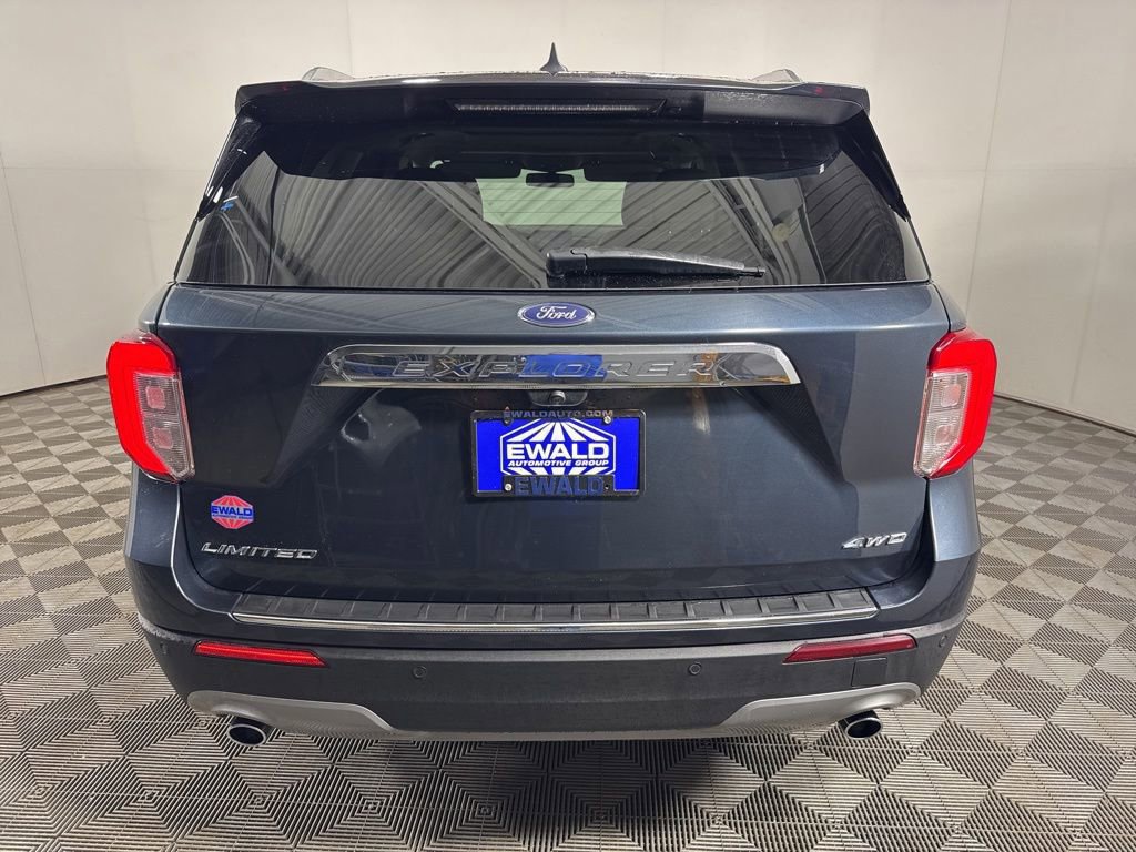 Certified 2023 Ford Explorer Limited w/ Equipment Group 301A AWD/4WD image 4