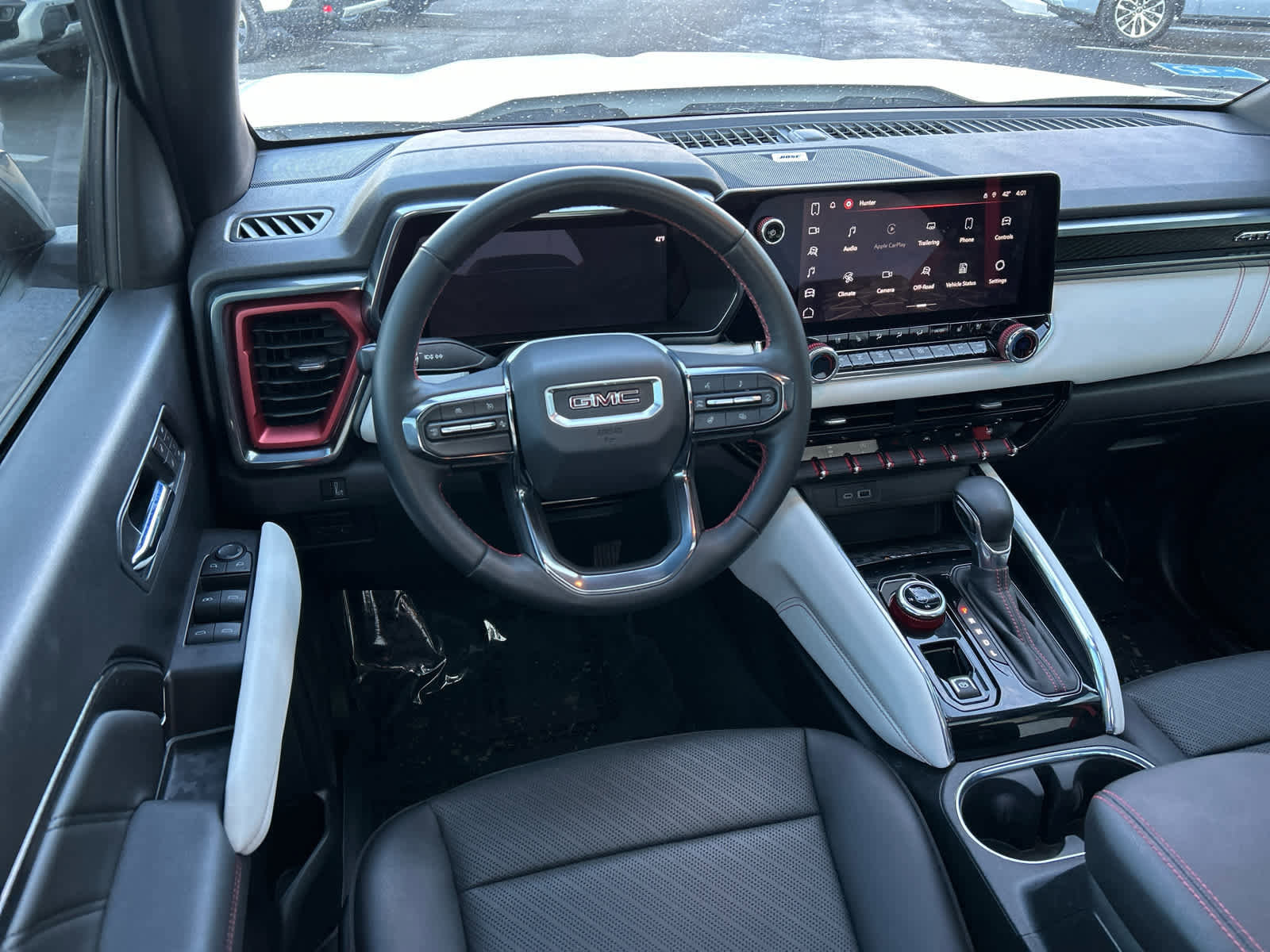 Used 2023 GMC Canyon AT4X image 25