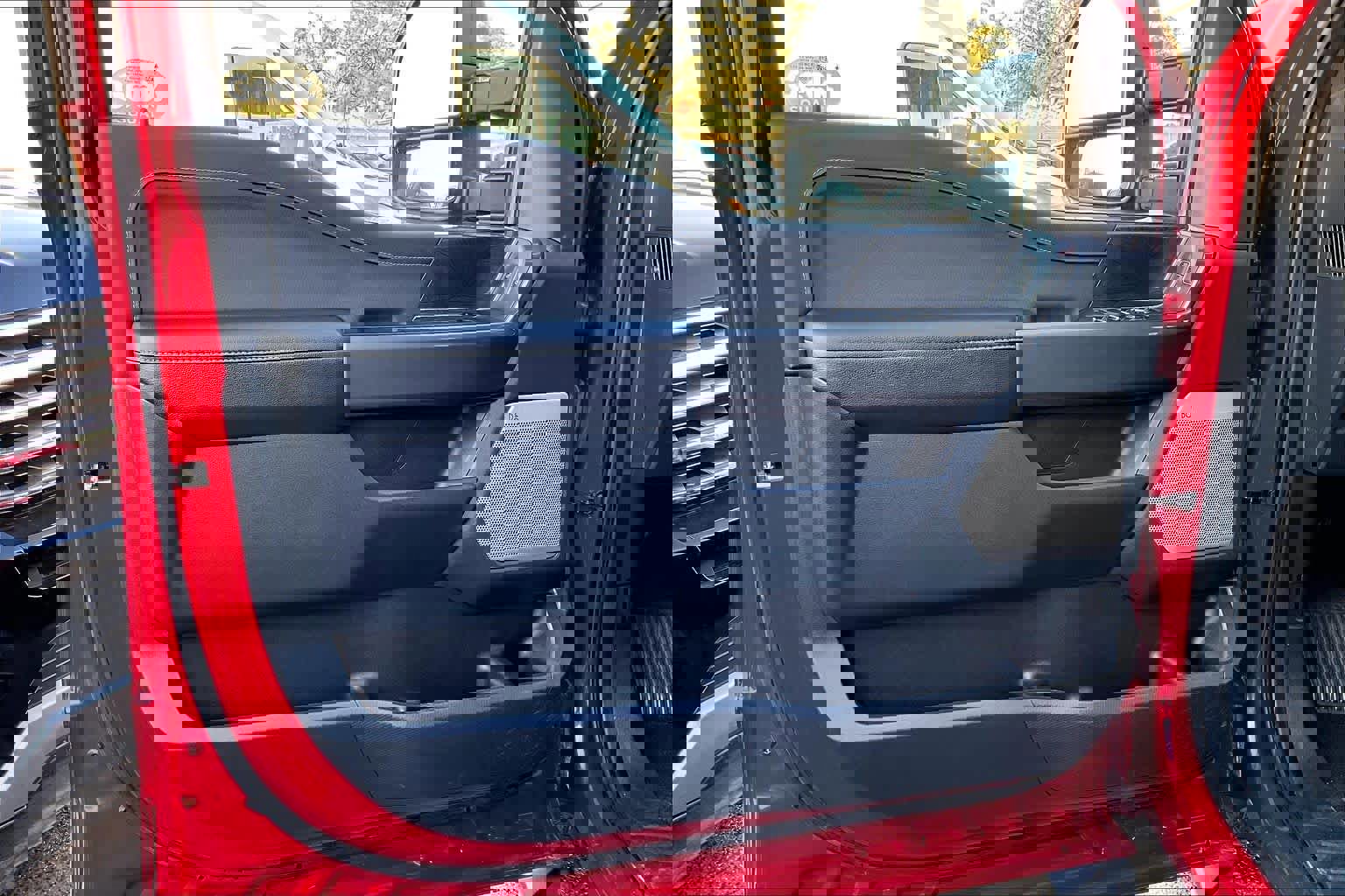 Certified 2022 Ford F150 XLT w/ Equipment Group 302A High image 24