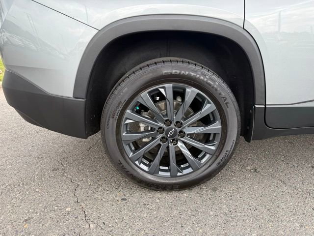 Used 2023 Chevrolet Traverse RS image 8