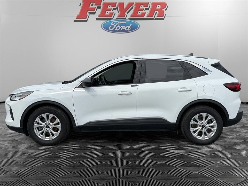 Certified 2023 Ford Escape Active image 2