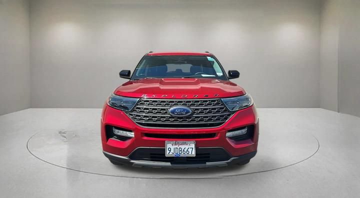 Certified 2023 Ford Explorer XLT w/ Equipment Group 202A RWD image 2