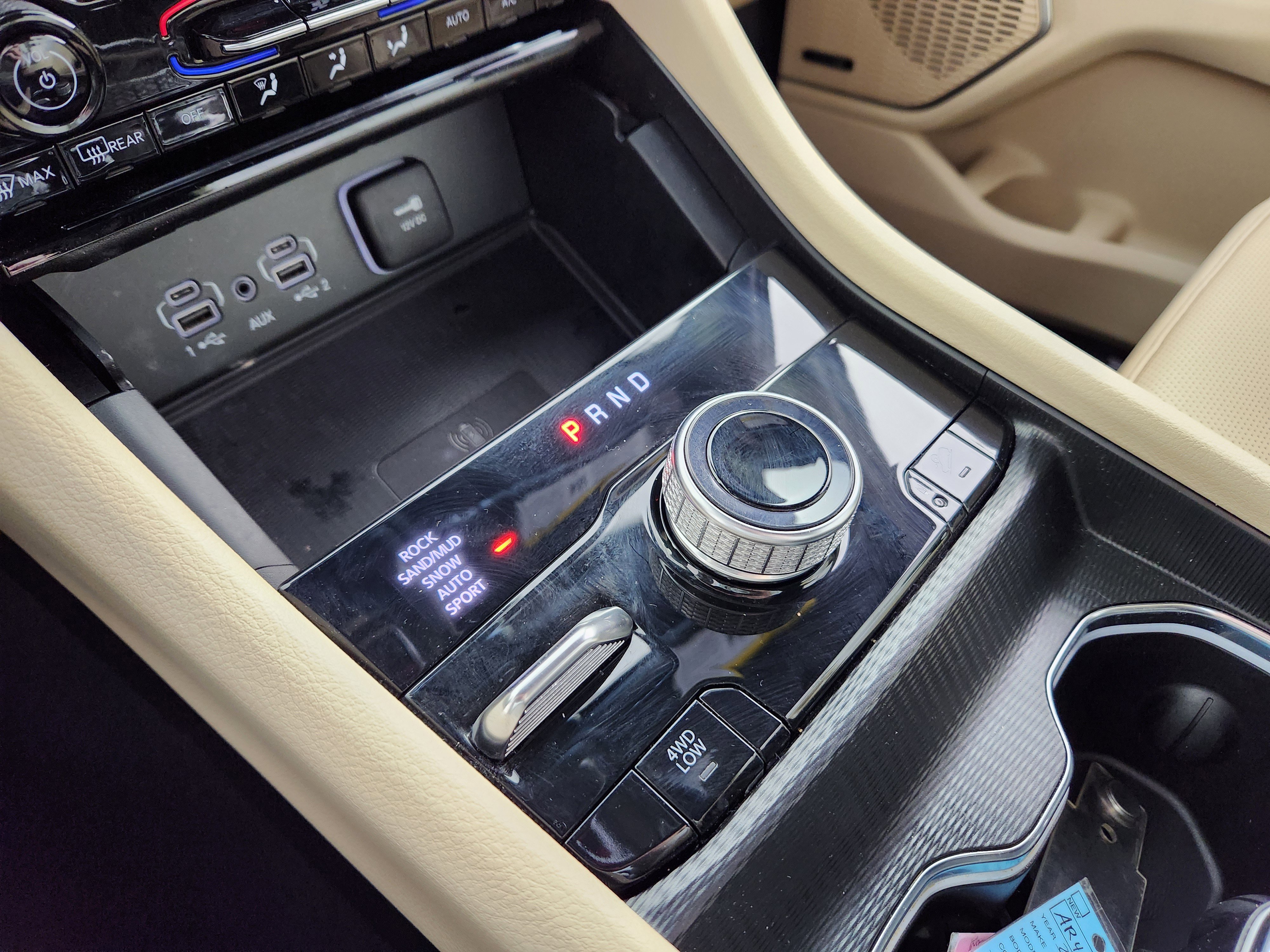 Used 2024 Jeep Grand Cherokee Limited 4xe w/ Luxury Tech Group II image 25