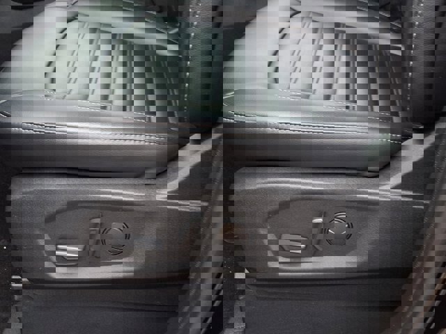 Certified 2024 Ford Edge SEL w/ Convenience Package image 7