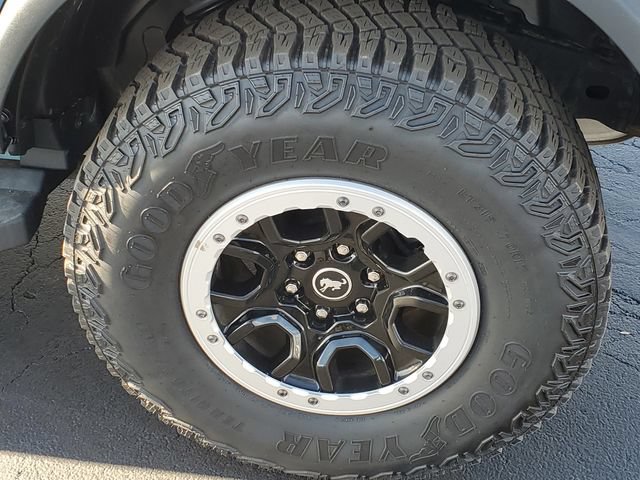 Certified 2023 Ford Bronco Big Bend w/ Sasquatch Package AWD/4WD image 6