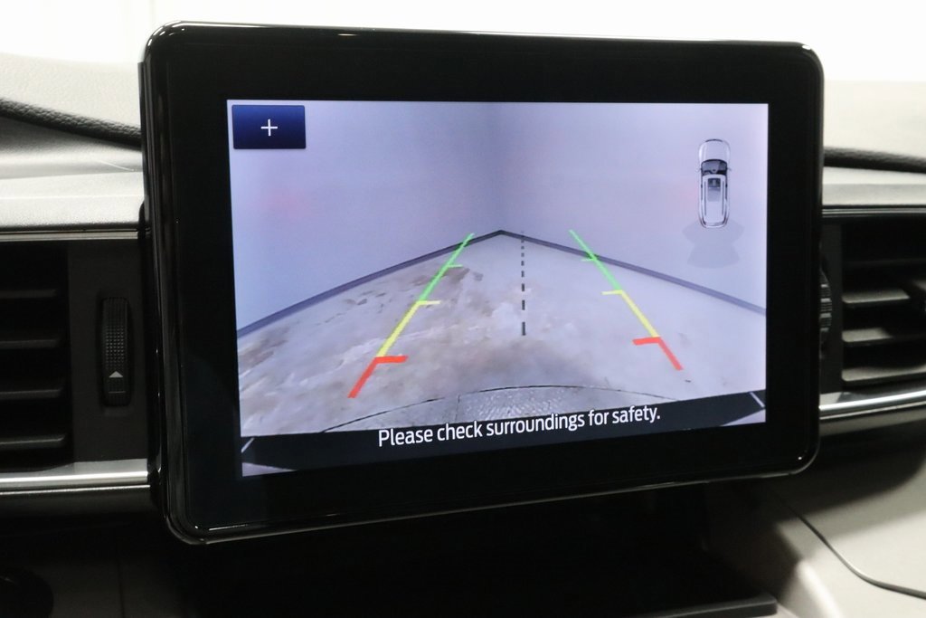 Certified 2023 Ford Explorer XLT w/ Equipment Group 202A image 10