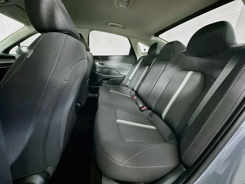 Used 2025 Hyundai Sonata SE FWD image 15