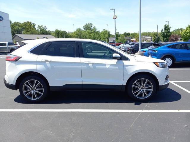 Certified 2024 Ford Edge Titanium w/ Equipment Group 301A AWD/4WD image 7
