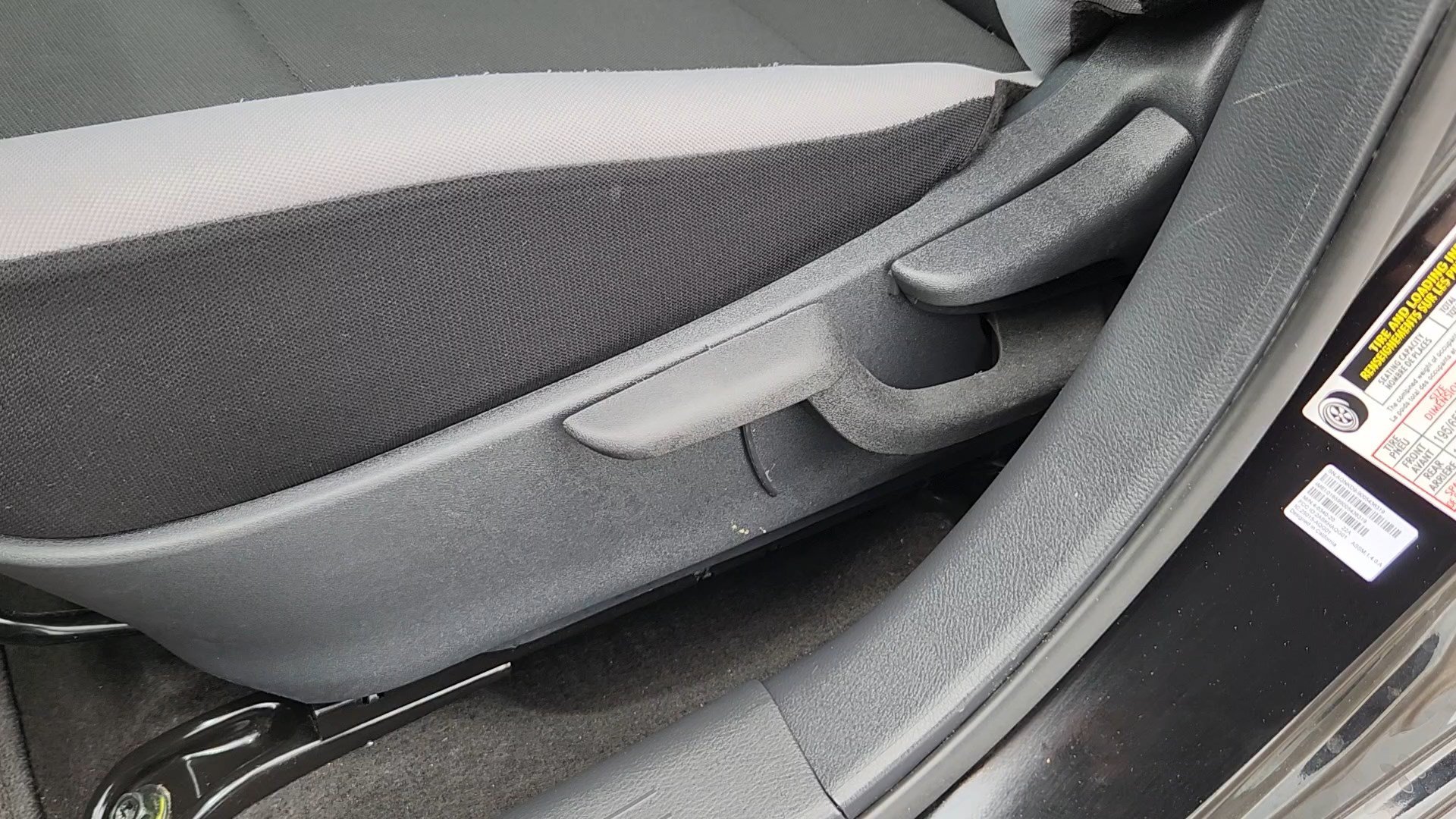 Used 2025 Nissan Versa S w/ Trunk Package FWD image 9