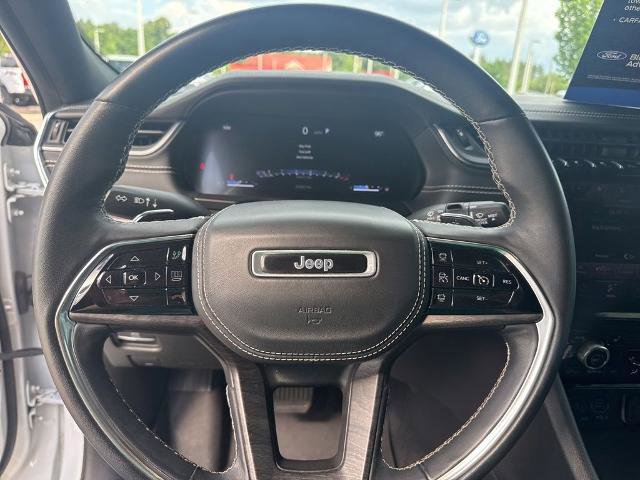 Used 2022 Jeep Grand Cherokee L Overland w/ Luxury Tech Group IV RWD image 14