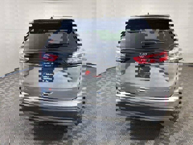 Certified 2024 Ford Edge SEL w/ Convenience Package image 3